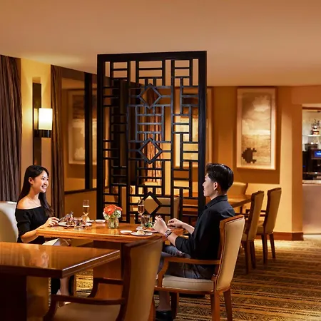 Mandarin Oriental, Jakarta Buitenkant foto