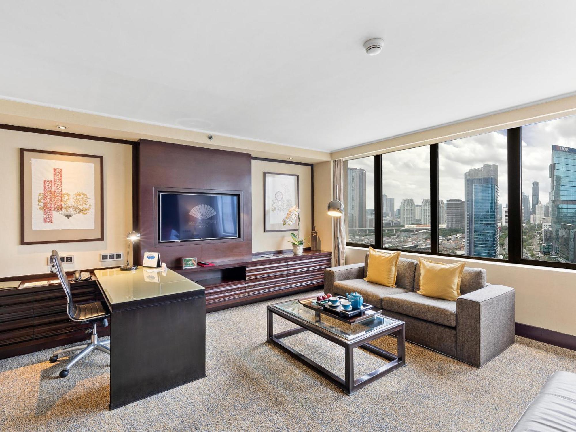 Mandarin Oriental, Hotel